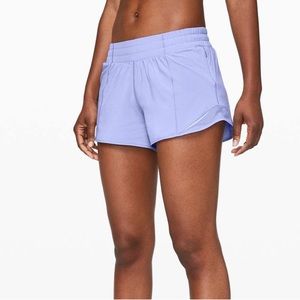 Lululemon Hotty Hot short 4” size 10